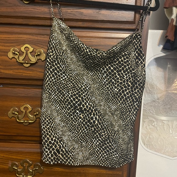 Cowl neck tank. - Picture 1 of 4